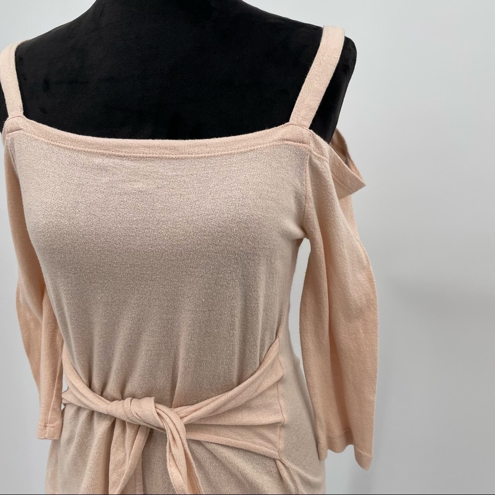 Pink Cold Shoulder Top - Picture 4 of 8